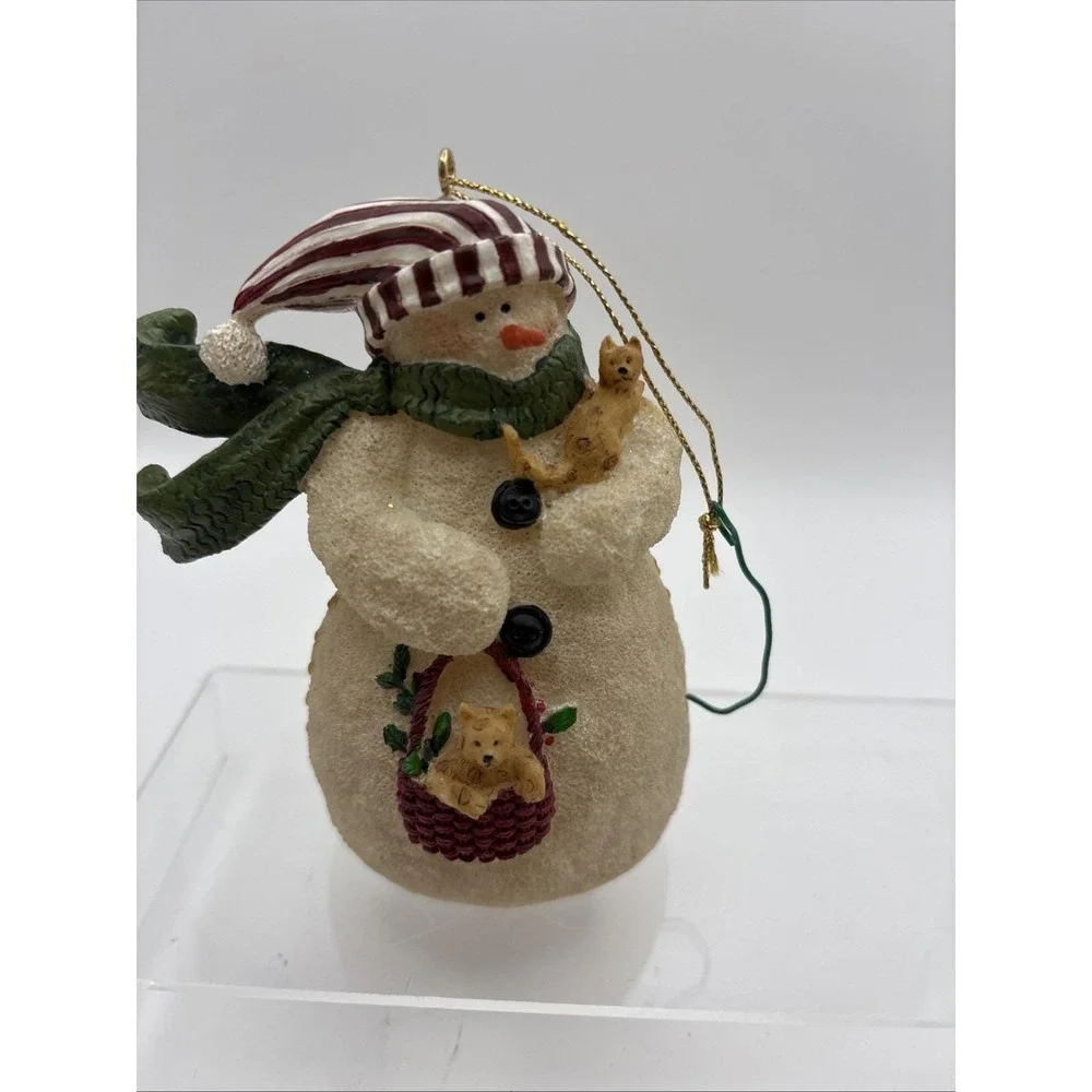 Vtg~RAZ Imports~Deb Strain~Winter Christmas Snowman with Kittens‎ Cats Ornament